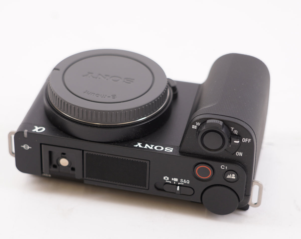 Sony Alpha ZVE10 II | APS-C Interchangeable Lens Mirrorless | Designed for Conte (Used)
