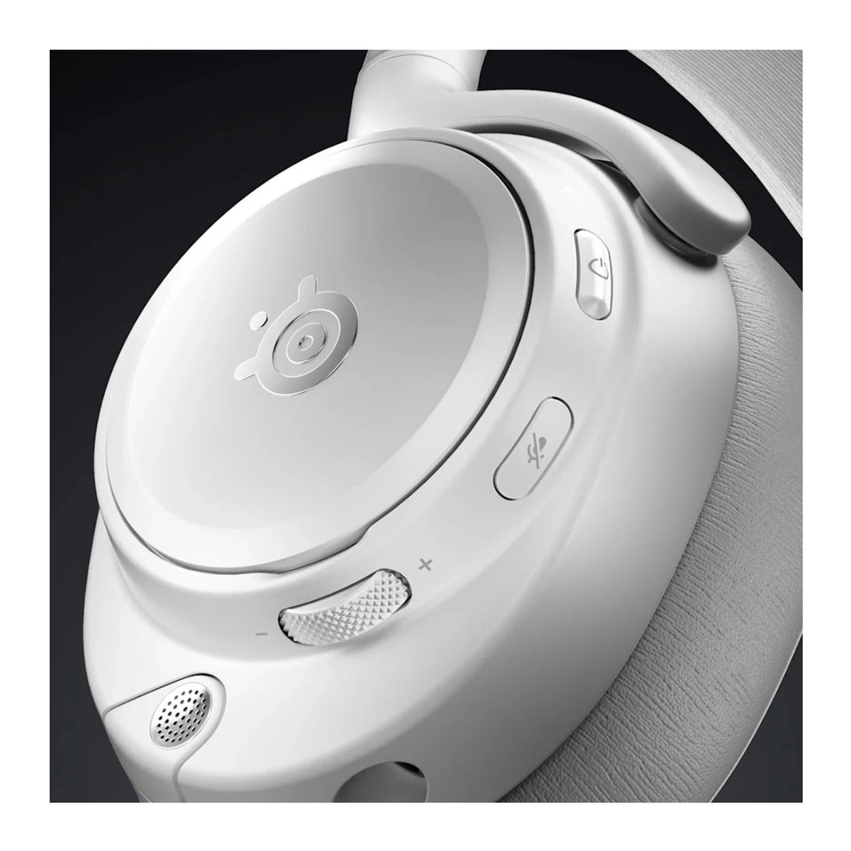 SteelSeries Arctis Nova Pro Omni Hi-Res Wireless Gaming Headset (White)