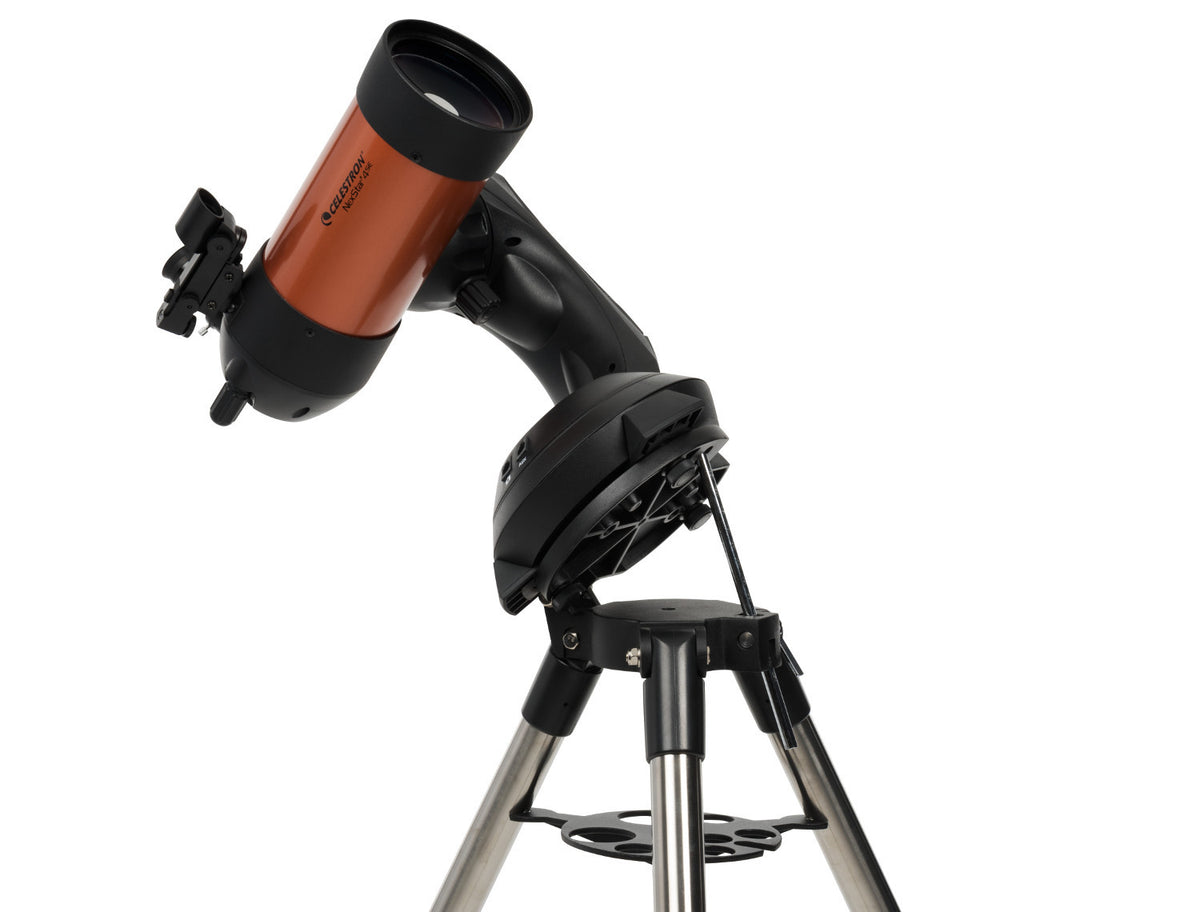 11049_NexStar_ 4SE_ Computerized_Telescope_10.jpg