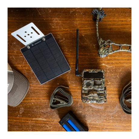 Yellowstone Y2 Black Wide Lens Bundle with Batteries, Solar Panels, and Accessories (4-Pack) - 8